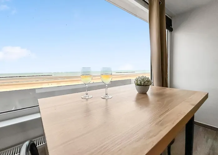 Appartement Vue Imprenable A Dunkerque, L'appel Du Large! *